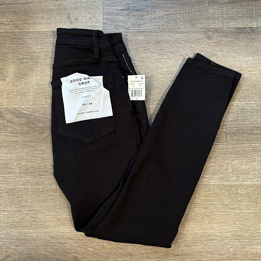 NWT Good American Black Skinny Cropped Jeans